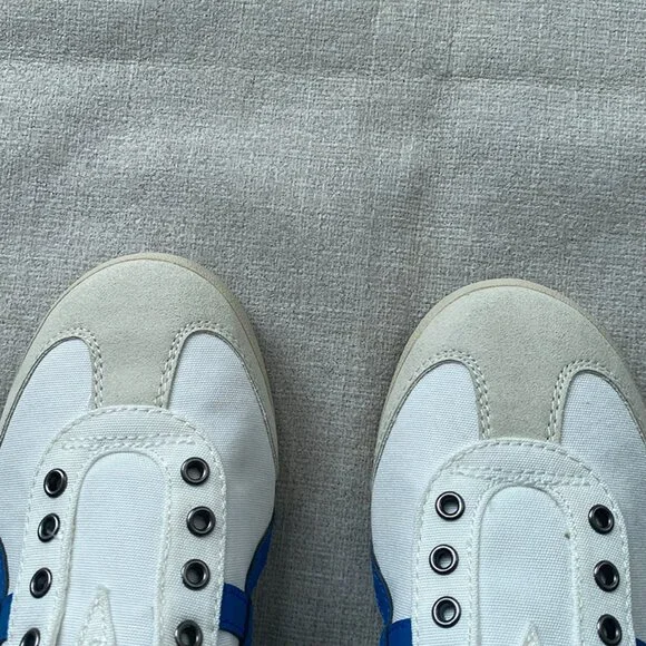 Onitsuka Tiger White Sneakers With Blue And Red Stripes - Picture 2 of 7